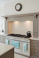Private and Prestigious Luxury Home