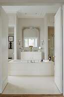Private and Prestigious Luxury Home