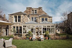 Private and Prestigious Luxury Home