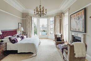 Private and Prestigious Luxury Home