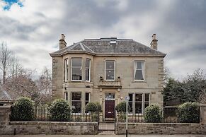 Private and Prestigious Luxury Home