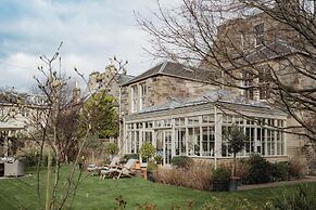 Private and Prestigious Luxury Home