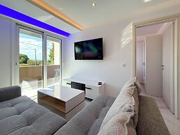 Ifestos Suites by SDR
