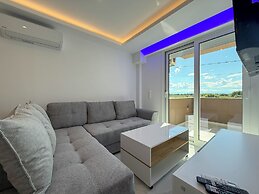 Ifestos Suites by SDR