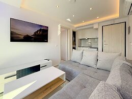 Ifestos Suites by SDR