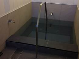 Hotel Crown Hills Goi