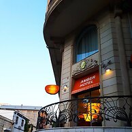 Amber Hotel