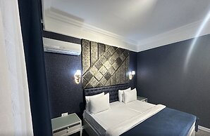 Amber Hotel