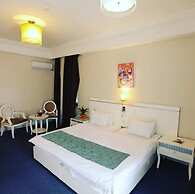 Amber Hotel