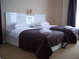 Amber Hotel
