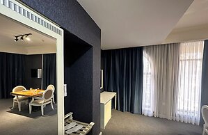 Amber Hotel