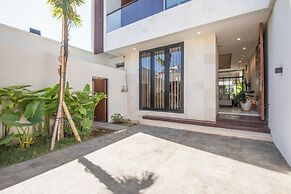 Superb 3br Villa Canggu, AC, 5 Mins to Beach
