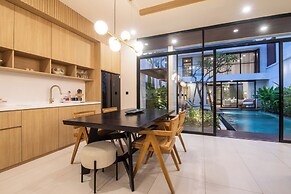 Superb 3br Villa Canggu, AC, 5 Mins to Beach