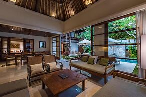 Villa Senada by Nakula
