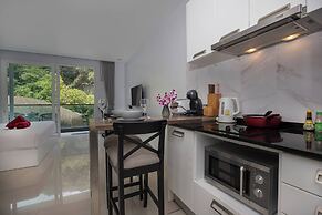 Emerald Hill Patong Apartment 421
