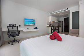 Emerald Hill Patong Apartment 421