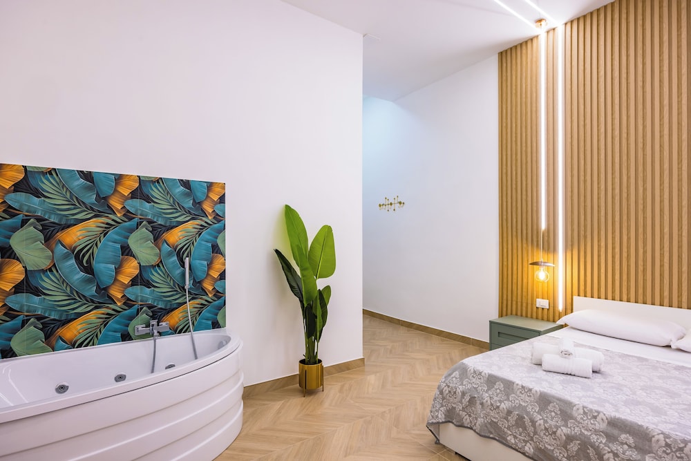 Essentia Home