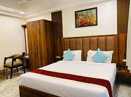 HOTEL MAA LAXMI PALACE