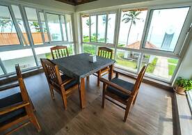 Solaris Beach View Resort by VOYE HOMES