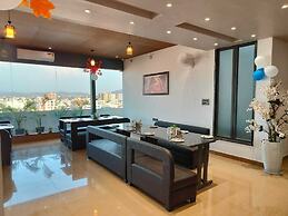 Hotel Maple Residence