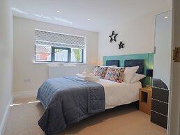 1 Mill Green Court
