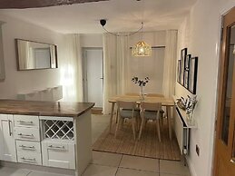 Carrick Retreat - Free off Street Parking