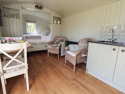 The Garden Hut