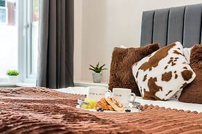 Cosy 4-bed - Sleeps 7, Garden & Pet-friendly