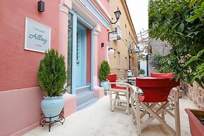 Alley Studio 1 by Frangki