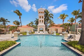 Golf Course Access Balcony Infinity Pool