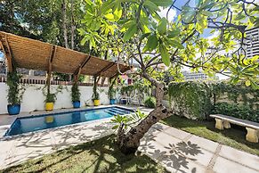 Otium Condado Beach Featuring Beautiful Pool