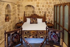 Kasr-i Divan Hotel