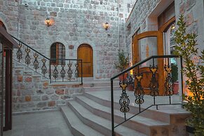 Kasr-i Divan Hotel