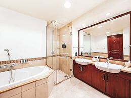 New Fairmont Residences by Propigo