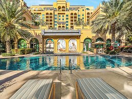 New Fairmont Residences by Propigo