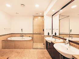 New Fairmont Residences by Propigo