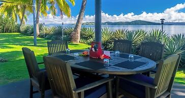 Aroha Taveuni Beachfront Bures
