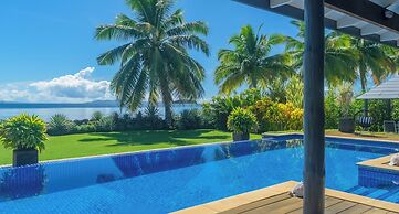 Aroha Taveuni Beachfront Bures