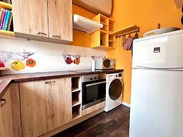 Beachfront & Sea View Sleeps 6