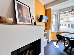 Beachfront & Sea View Sleeps 6
