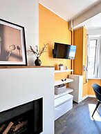 Beachfront & Sea View Sleeps 6