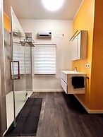Beachfront & Sea View Sleeps 6