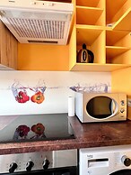 Beachfront & Sea View Sleeps 6