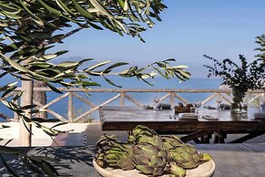 Giulia 3 Villa Apartment Shared Pool Sea Views