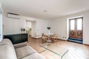 Giulia 3 Villa Apartment Shared Pool Sea Views