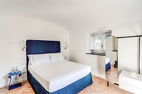 Giulia 2 Villa Apartment Shared Pool Sea Views
