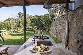 Giulia 2 Villa Apartment Shared Pool Sea Views