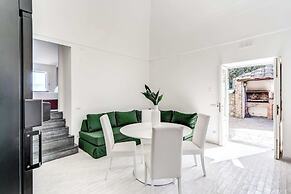Giulia 2 Villa Apartment Shared Pool Sea Views
