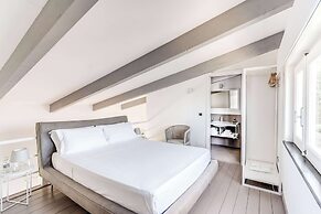 Giulia 1 Villa Apartment Shared Pool Sea Views