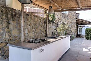 Giulia 1 Villa Apartment Shared Pool Sea Views
